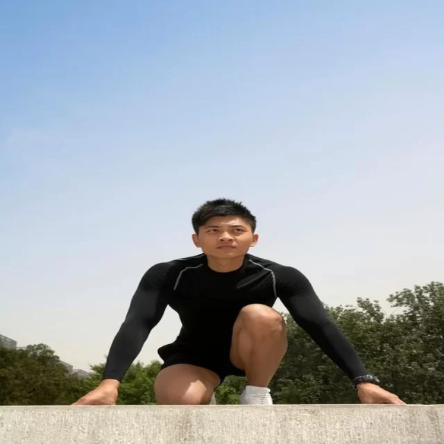 阿尔卡拉斯红土赛场再创辉煌战绩